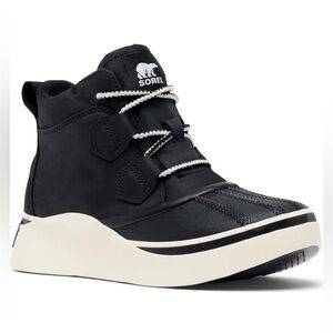 NWT SOREL Out N About Classic Waterproof Boots